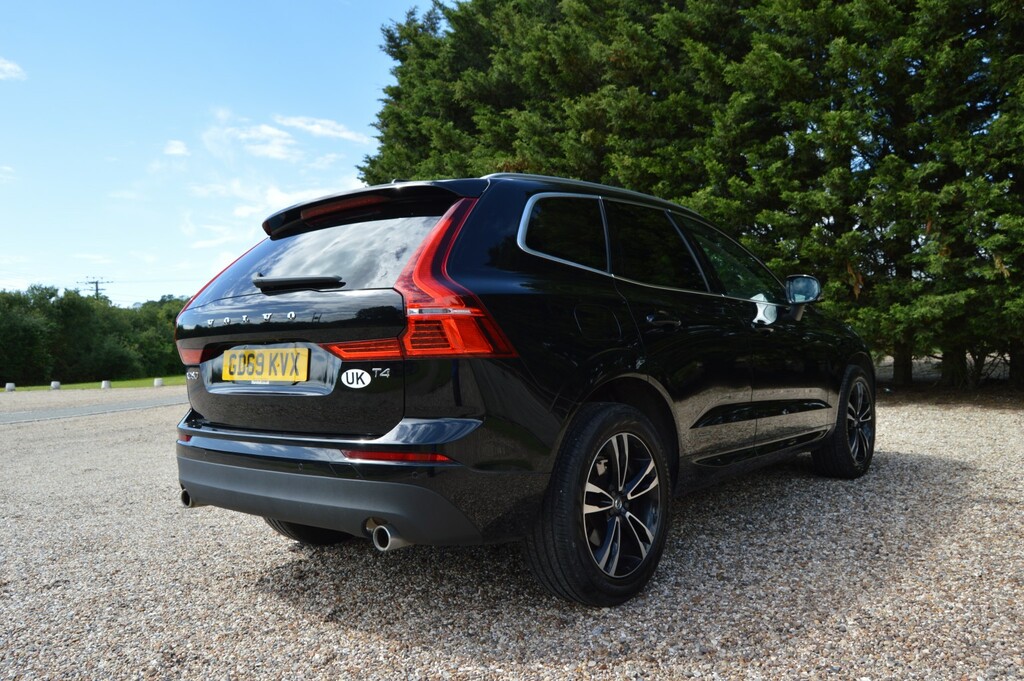 Volvo XC60 Suv 2.0 Momentum T4 201969 GD69KVX Black #6