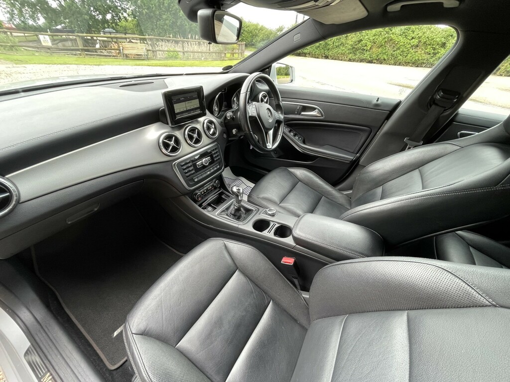 Mercedes-Benz CLA Class 1.6 Cla180 Sport Silver #6