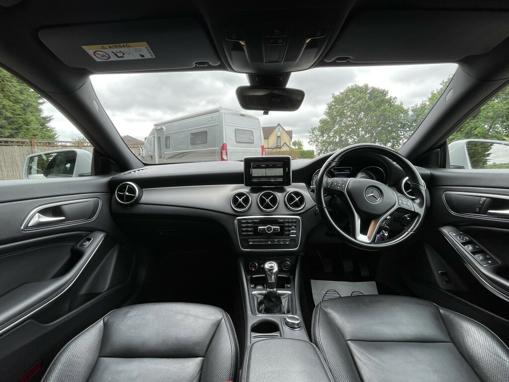 Mercedes-Benz CLA Class 1.6 Cla180 Sport Silver #2