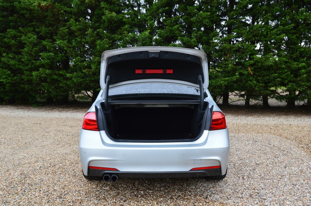 BMW 3 Series 330D M Sport Step White #9