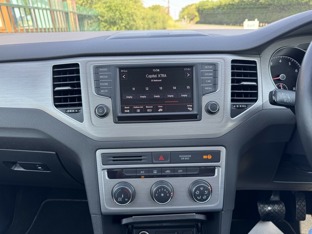 Volkswagen Golf SV 1.6 Tdi Bluemotion Tech Se Mpv E White #19