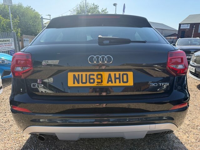 Audi Q2 Tfsi 30 Sport Suv NU69AHO Black #6