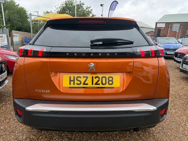 Peugeot 2008 Puretech Active Premium HSZ1208 Orange #5
