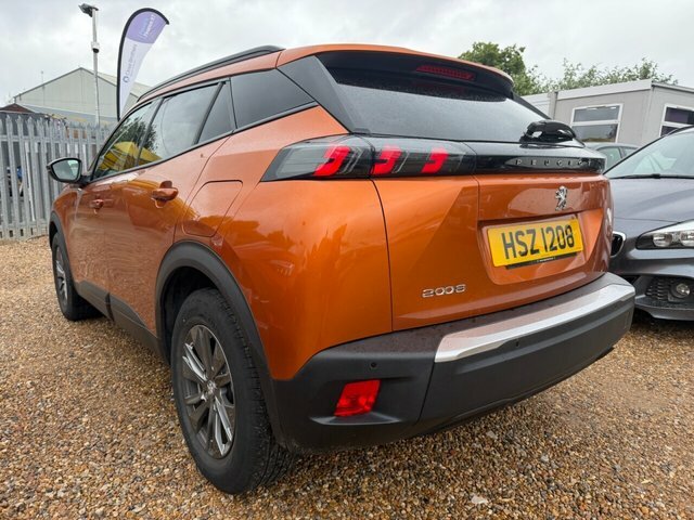 Peugeot 2008 Puretech Active Premium HSZ1208 Orange #4