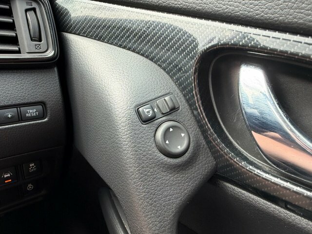 Nissan X-Trail Dci N-connecta Red #31