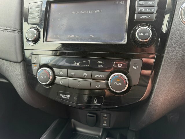 Nissan X-Trail Dci N-connecta Red #29