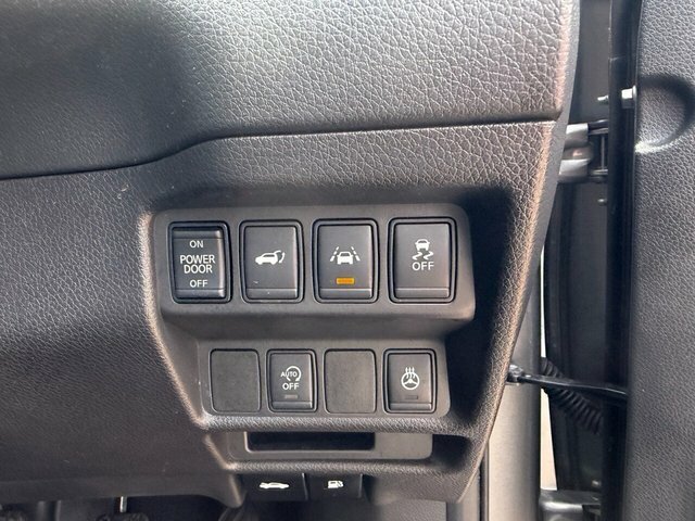 Nissan X-Trail Dci N-connecta Red #15