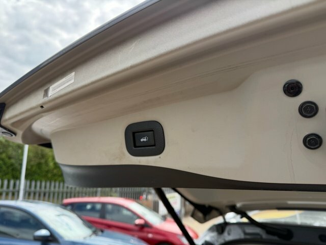 Nissan X-Trail Dci N-connecta Red #8