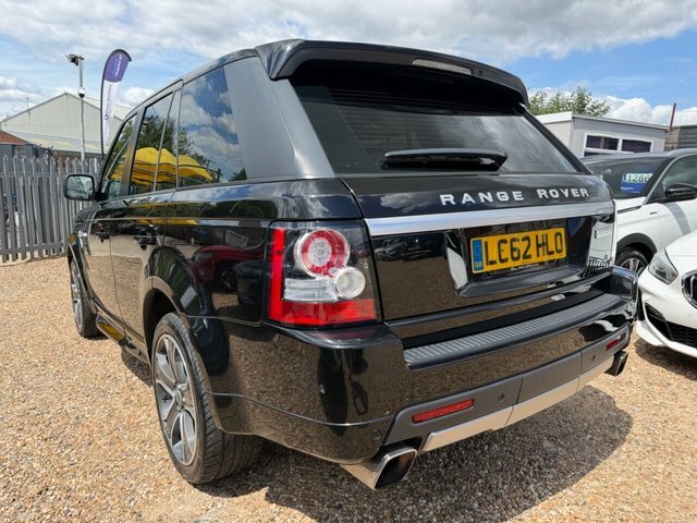 Land Rover Range Rover Sport V8 Sport Suv Black #3