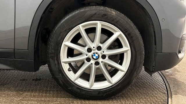 BMW X1 18I Se Suv Grey #4