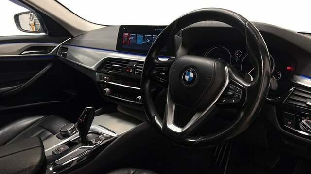 BMW 5 Series 520D Se Touring White #6