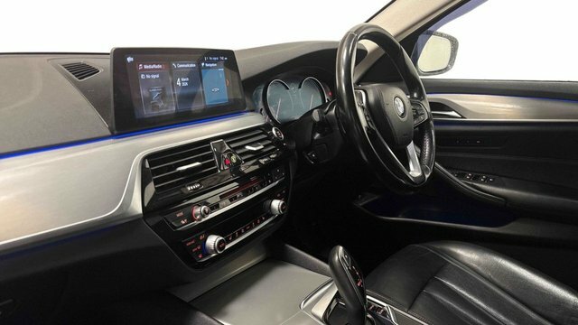 BMW 5 Series 520D Se Touring White #2