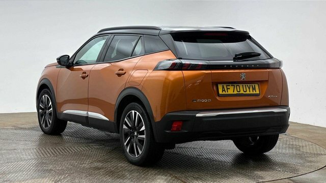 Peugeot e-2008 Gt Line Suv Orange #3