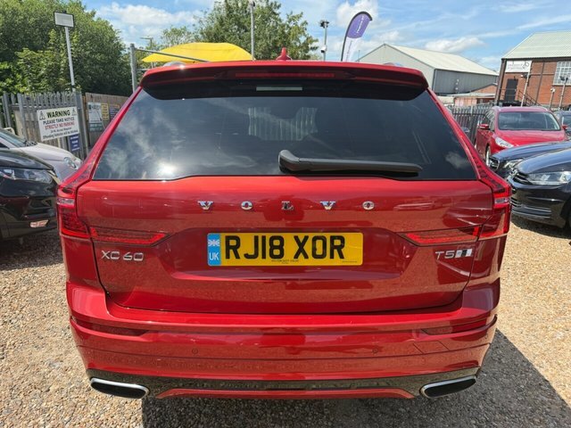 Volvo XC60 T5 R-design Suv Red #6