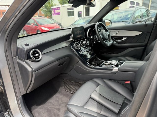 Mercedes-Benz GLC Class 2.1L Amg Line Silver #18