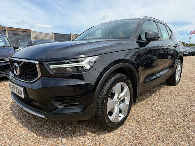 Volvo XC40 T3 Momentum Suv Black #5