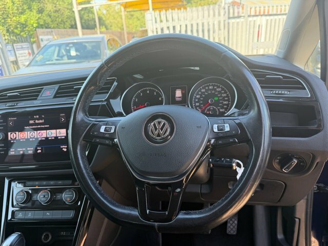 Volkswagen Touran Se Blue #30