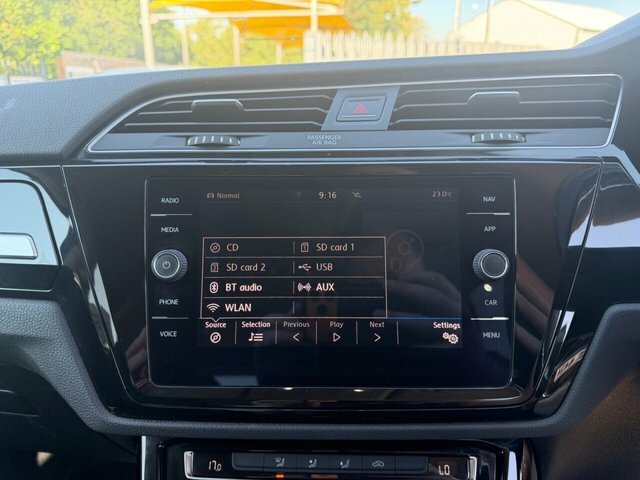 Volkswagen Touran Se Blue #38