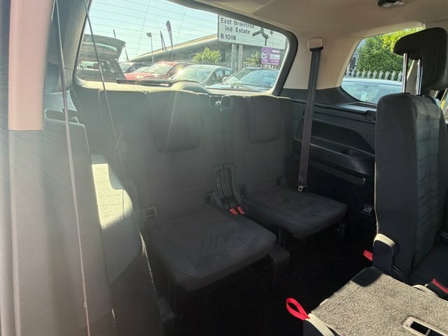 Volkswagen Touran Se Blue #17