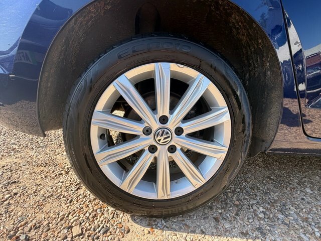 Volkswagen Touran Se Blue #8