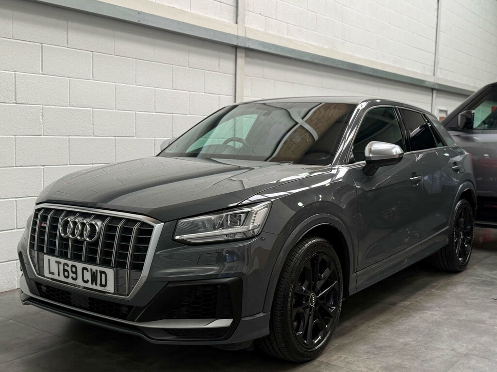 Audi SQ2 Suv Grey #3