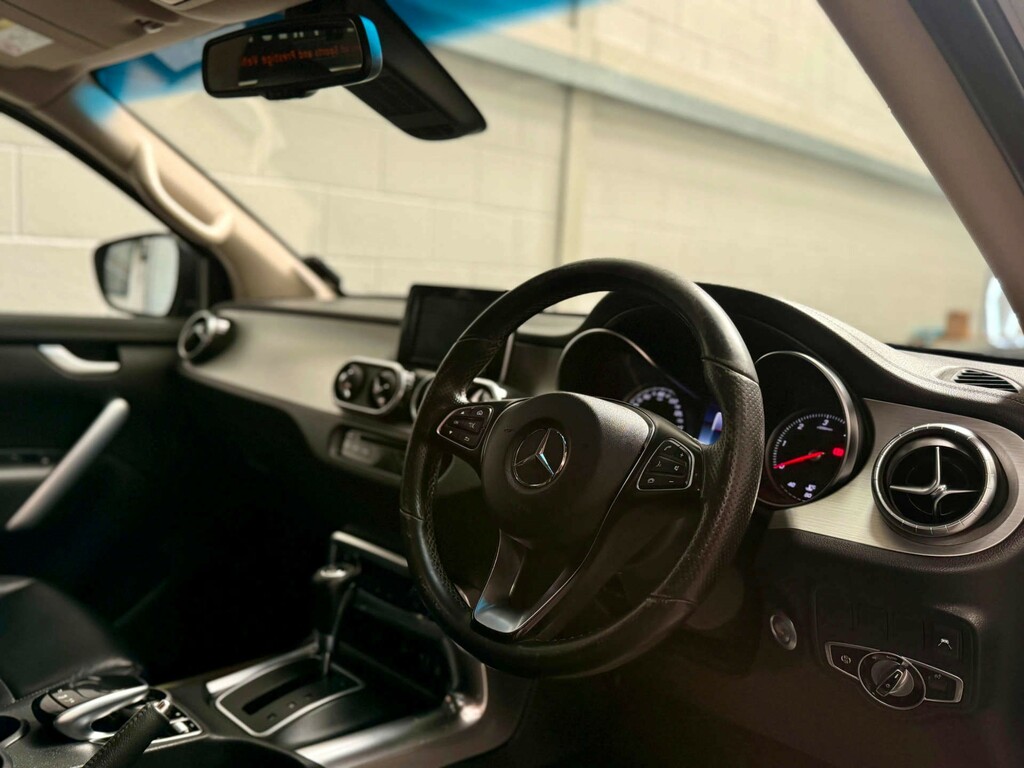Mercedes-Benz X Class 250D 4Matic Progressive Double Cab Pickup Black #14