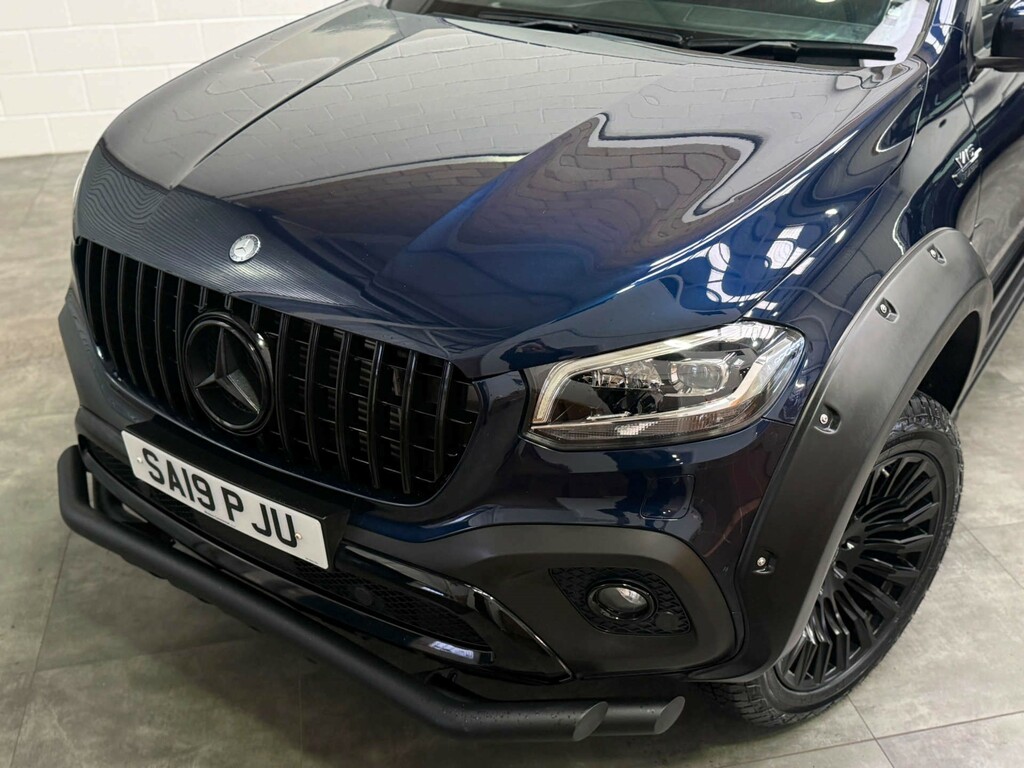 Mercedes-Benz X Class 250D 4Matic Progressive Double Cab Pickup Black #11