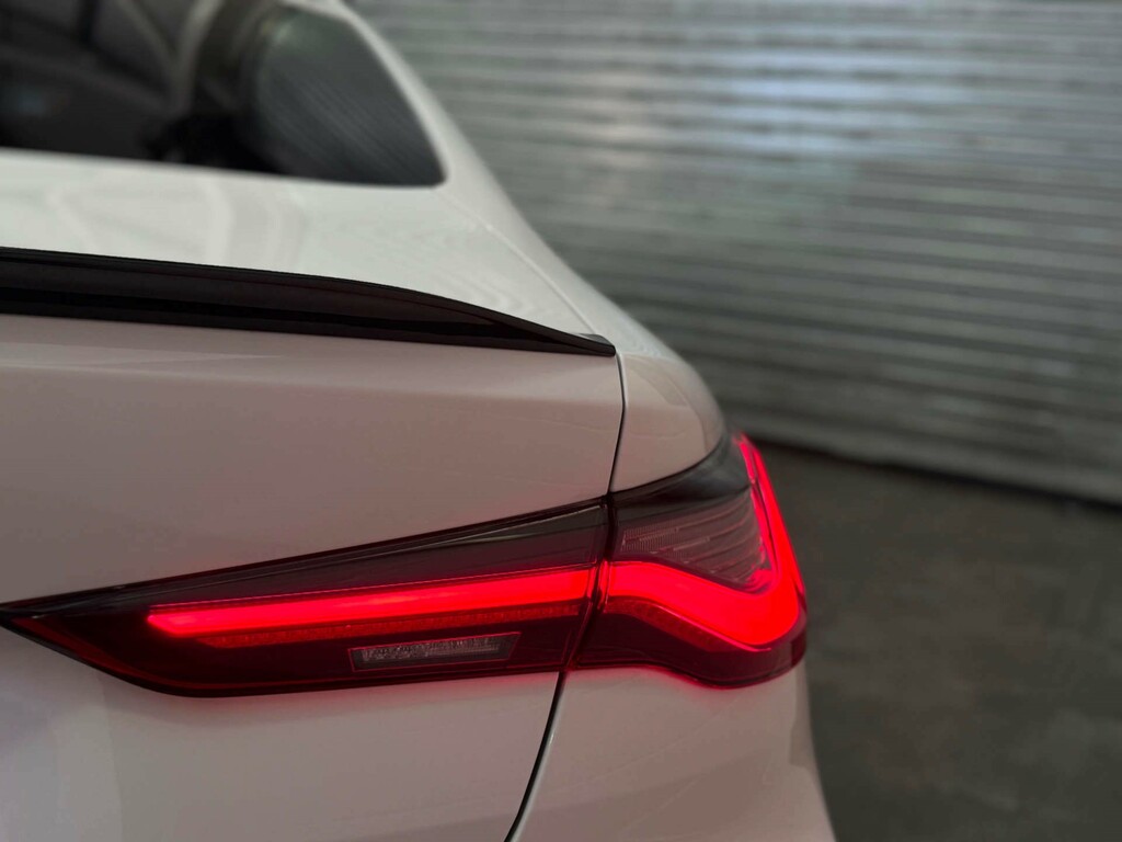 BMW 4 Series Black #10
