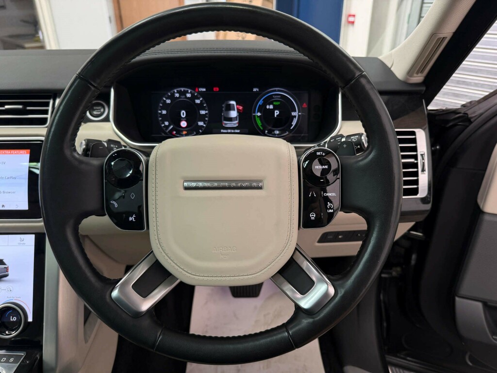 Land Rover Range Rover Sd V8 Black #13