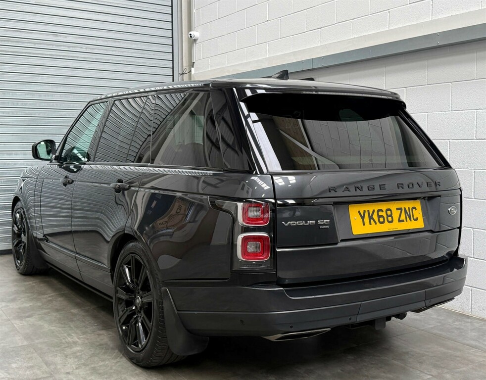 Land Rover Range Rover Sd V8 Black #7