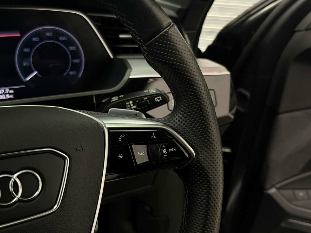 Audi E-tron 230Kw 50 Quattro 71Kwh Black Edition Black #22