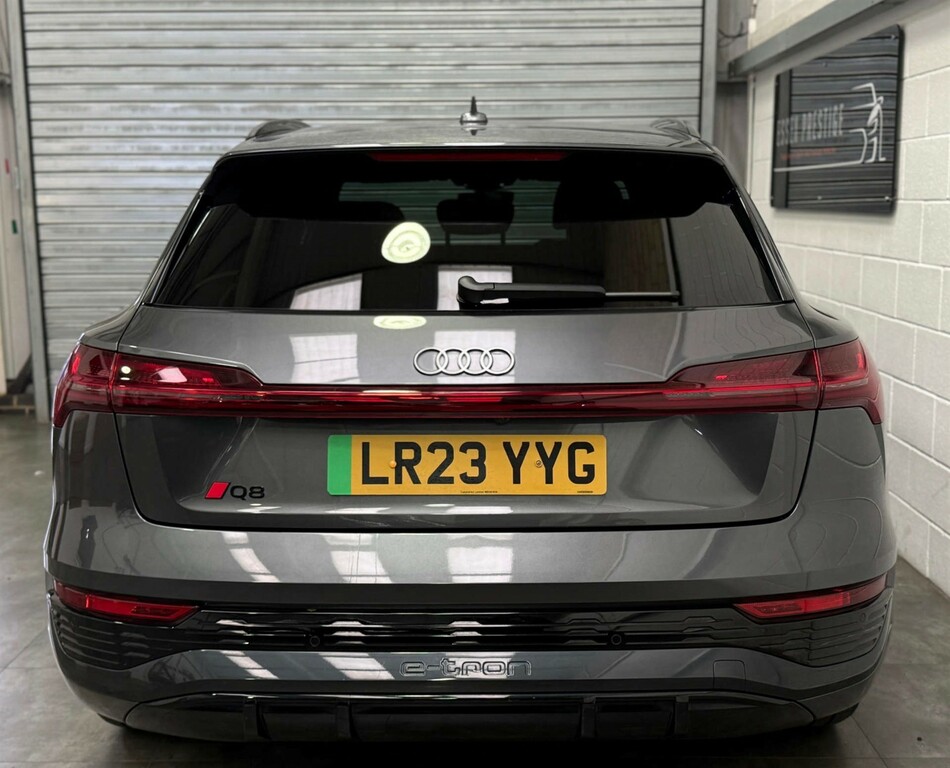 Audi E-tron 230Kw 50 Quattro 71Kwh Black Edition Black #7