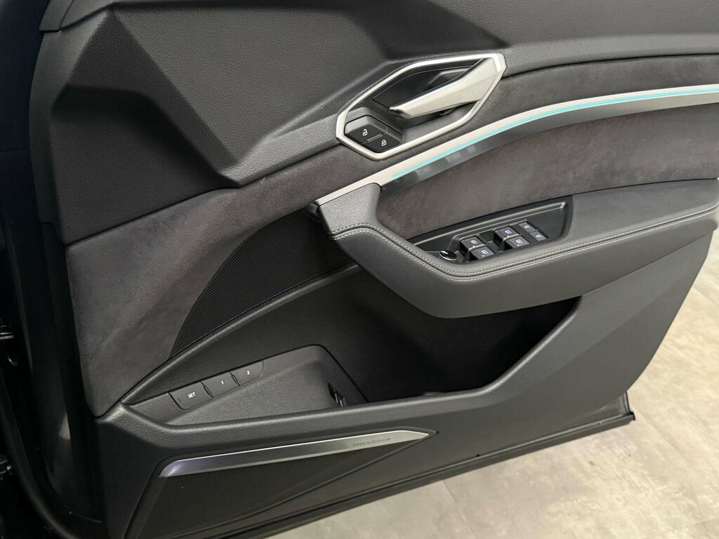 Audi E-tron 230Kw 50 Quattro 71Kwh Black Edition Black #21