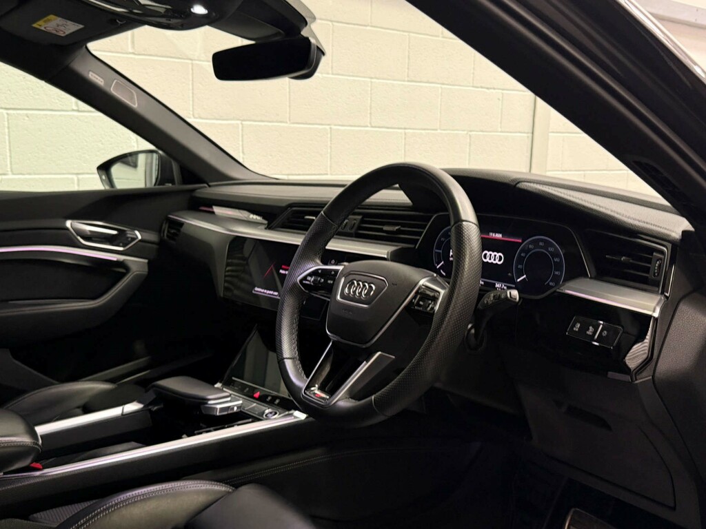 Audi E-tron 230Kw 50 Quattro 71Kwh Black Edition Black #15