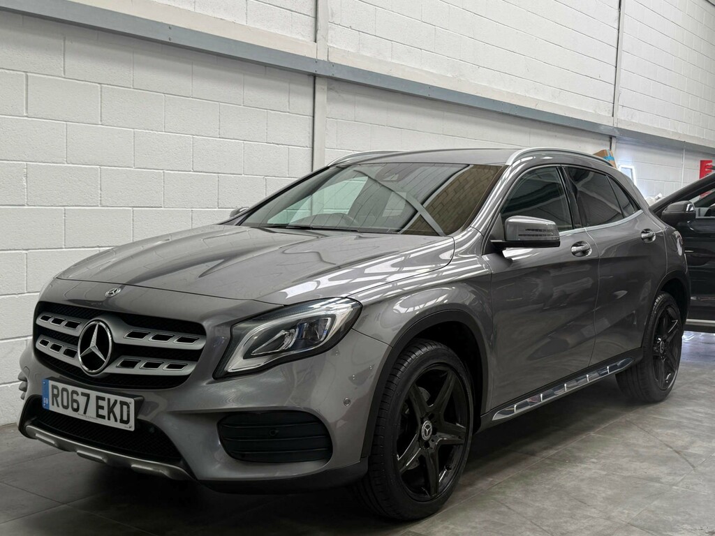 Mercedes-Benz GLA Class Suv Grey #3