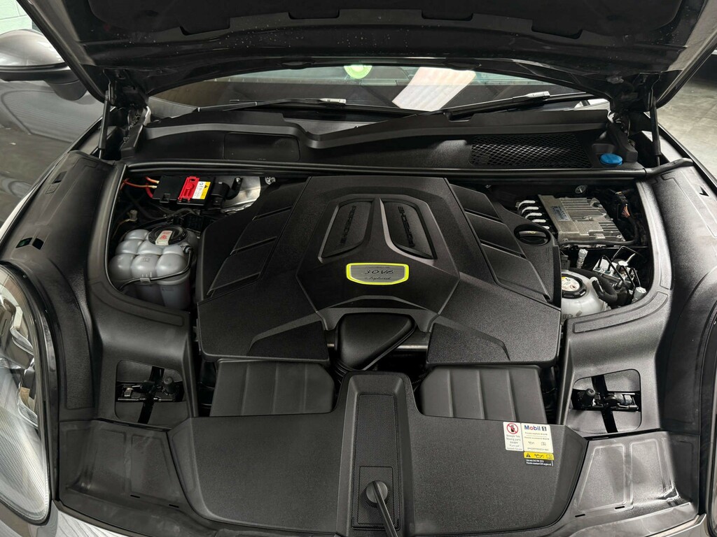 Porsche Cayenne Cayenne V6 Silver #32