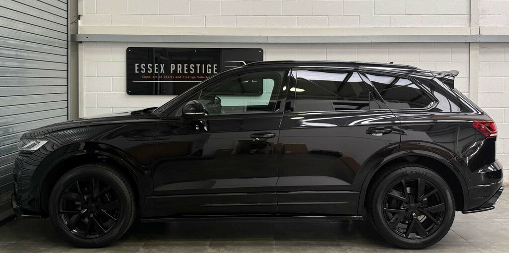 Volkswagen Touareg Suv  #5