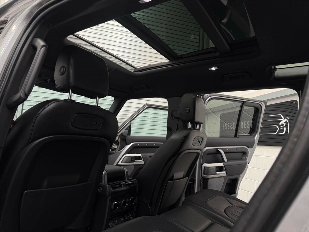 Land Rover Defender First Edition Green #17