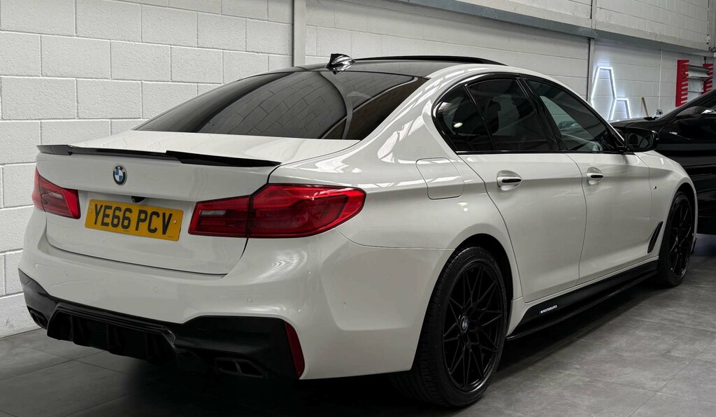 BMW 5 Series 530D Xdrive M Sport 4Wd White #6