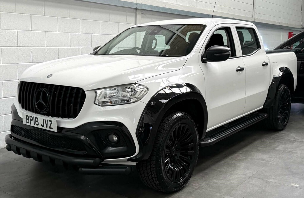 Mercedes-Benz X Class Pickup  #3
