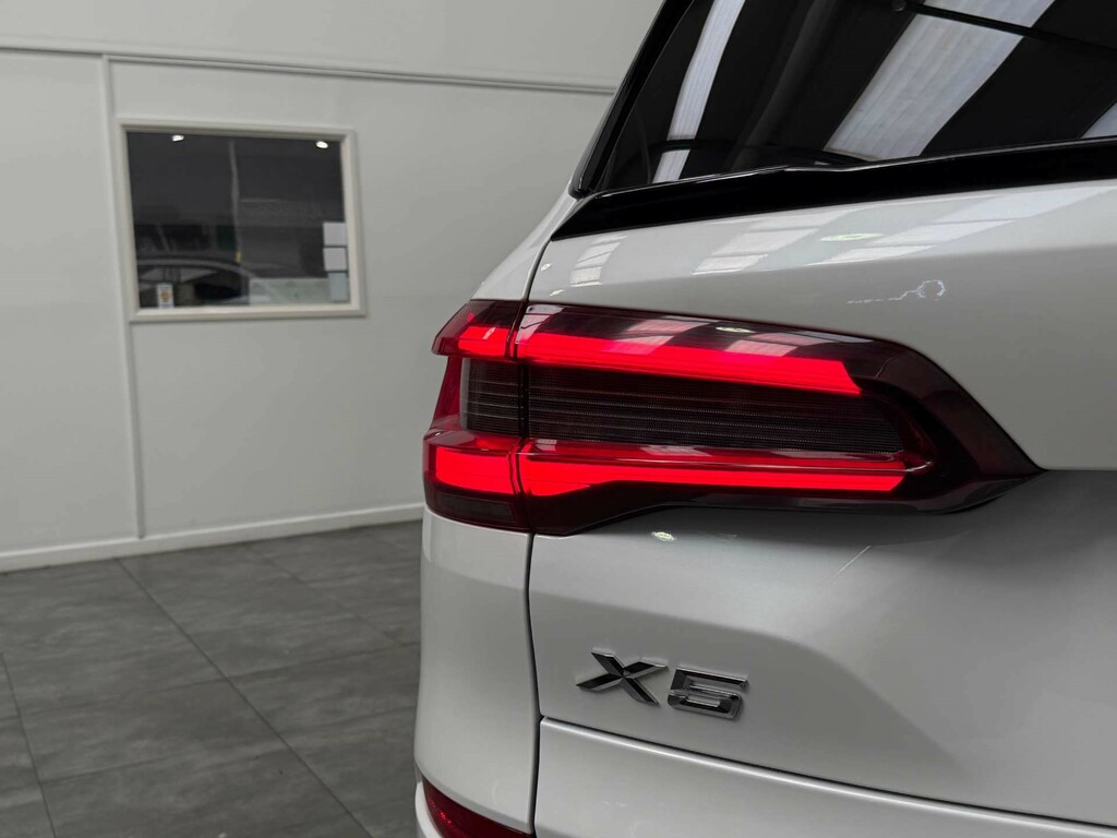BMW X5 Suv  #11