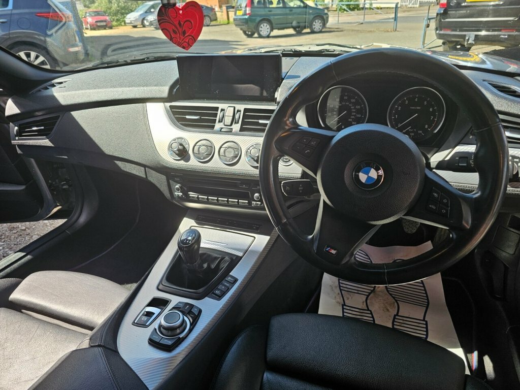 BMW Z4 M Sport White #17