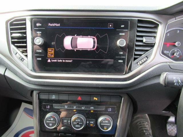 Volkswagen T-Roc 1.6L Se White #6
