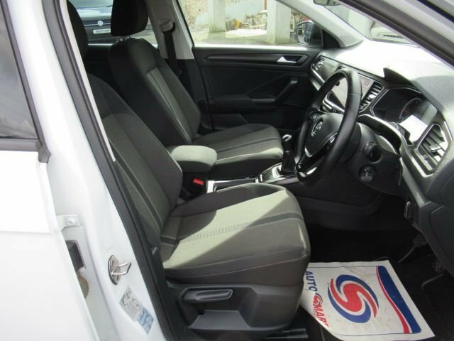 Volkswagen T-Roc 1.6L Se White #3