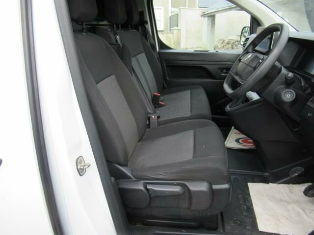 Peugeot Expert 1.5L Professional 6Dr White #2