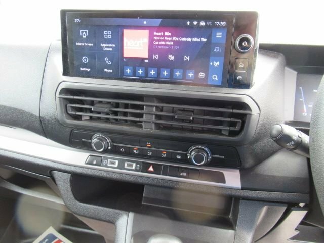Peugeot Expert 1.5L Professional 6Dr White #4