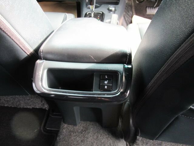 Toyota HILUX Pickup Grey #11