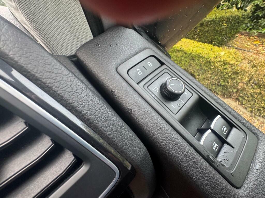 Volkswagen Caravelle Tdi Bluemotion Tech Se Blue #20