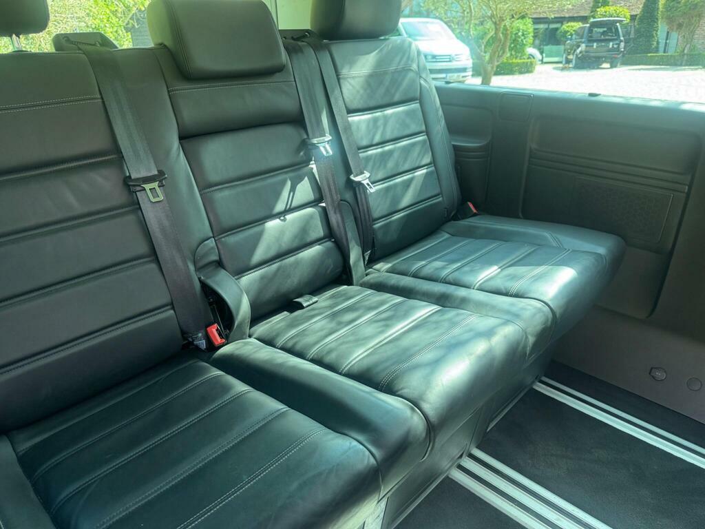 Volkswagen Caravelle Executive Tdi Grey #23