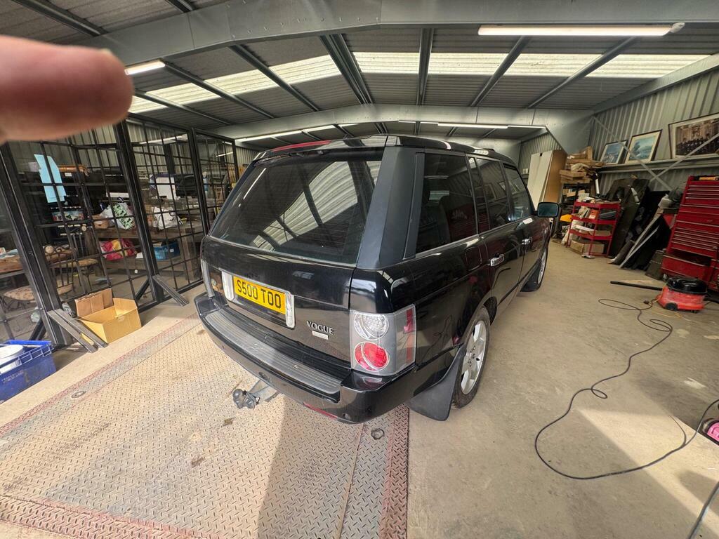 Land Rover Range Rover 3.6 Td V8 Vogue Station Wagon Black #3
